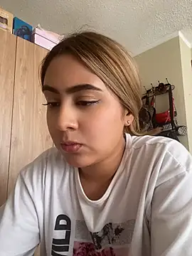 Miabonnett_ Chat XXX in diretta