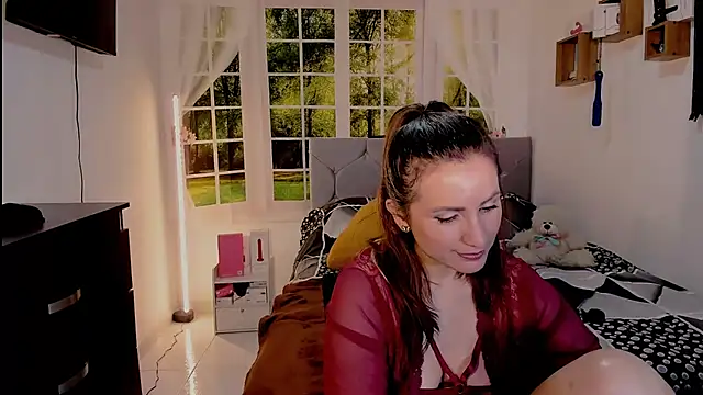 Chatroom XXX en direct de vanessabrown_