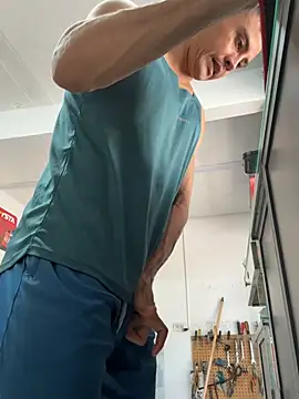 Paul22cm-'s Live XXX Chat