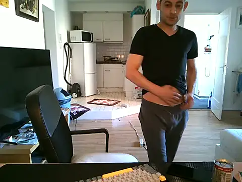 XXX chat uživo modela mihaimichael