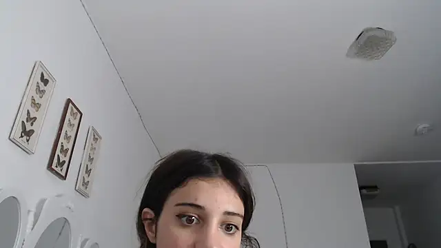 bellefleurrr Adlı Modelin Canlı XXX Sohbeti
