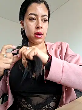 Luiannan Live XXX chat