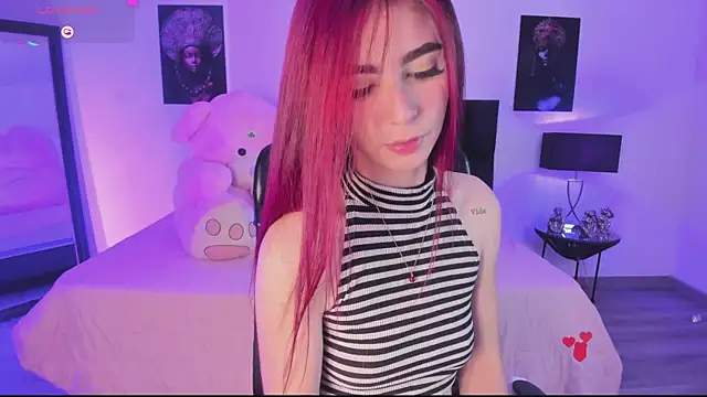 SaradaParker Adlı Modelin Canlı XXX Sohbeti