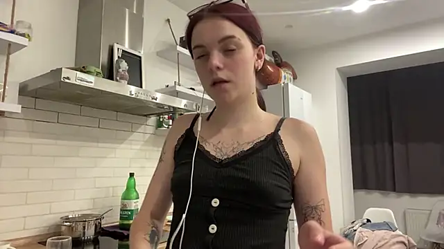 AudriaCriner 라이브 XXX 채팅