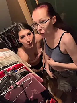 RussianGirls_ Chat XXX in diretta
