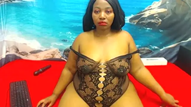 JUICYASSxxx Live XXX-Chat