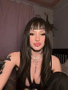 madelinexx's Live XXX Chat