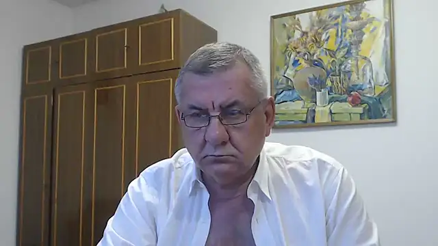 Онлайн чат XXX machomale3