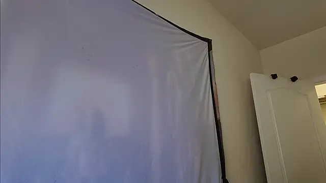 Triggerhappycj100 XXX чат на живо