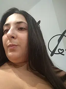 Chat XXX en directo de IRINA_DIAMOND