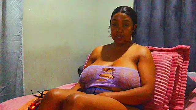 HOTSEXCBOOBS30xx's Live XXX Chat