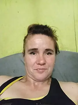 Онлайн чат XXX SannyMILF