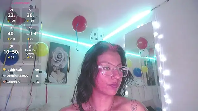 צ'אט XXX בשידור חי של SamathaMay