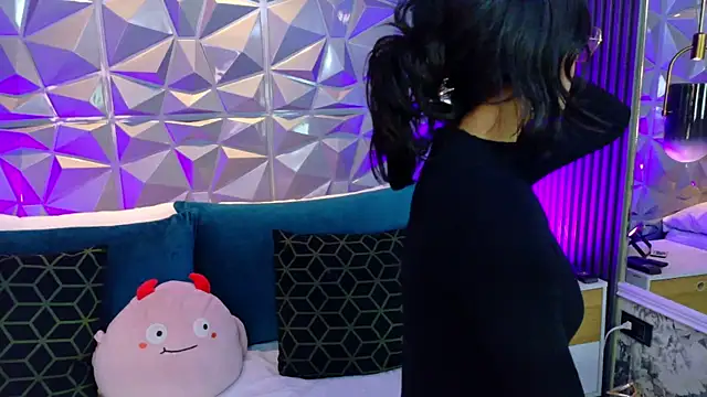 Chat +18 de AdelineJhones ao vivo