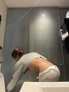 stormytt_'s Live XXX Chat