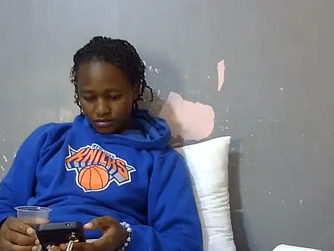 Petite_Ebony10 Live XXX-chat