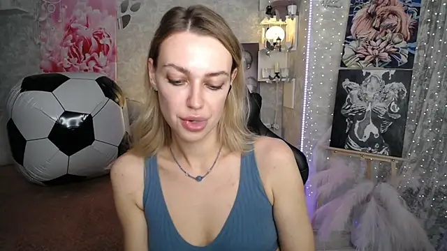 NickyAdamidi's Live XXX Chat
