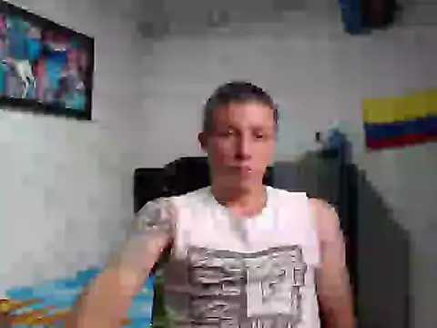 Stiiveen777n Live XXX chat
