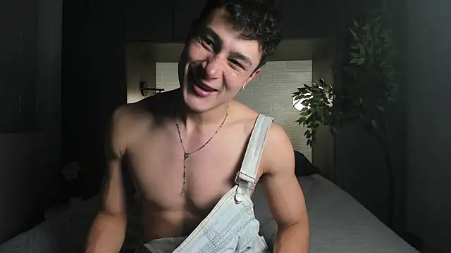 Chatroom XXX en direct de AustinJones_