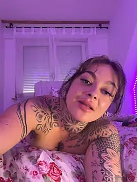 emmiflyn Live XXX chat