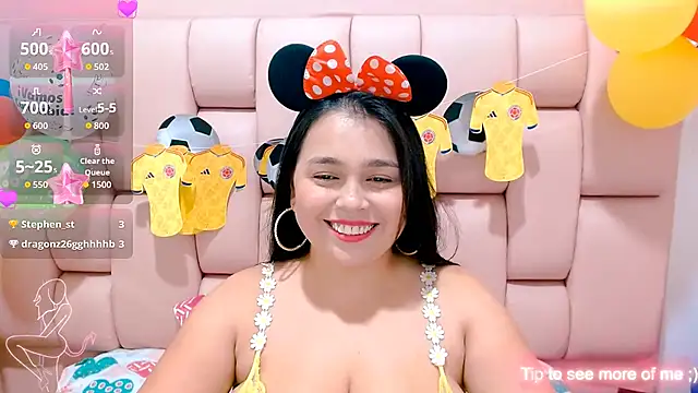Chat +18 de nikol_hot18 ao vivo