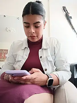 Chat XXX en directo de SOFIA-11_