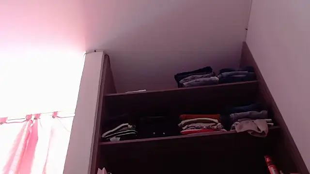 צ'אט XXX בשידור חי של nicolle_milf1978