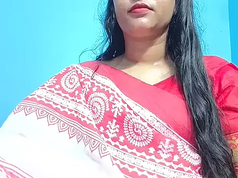 Adhiti_1's Live XXX Chat