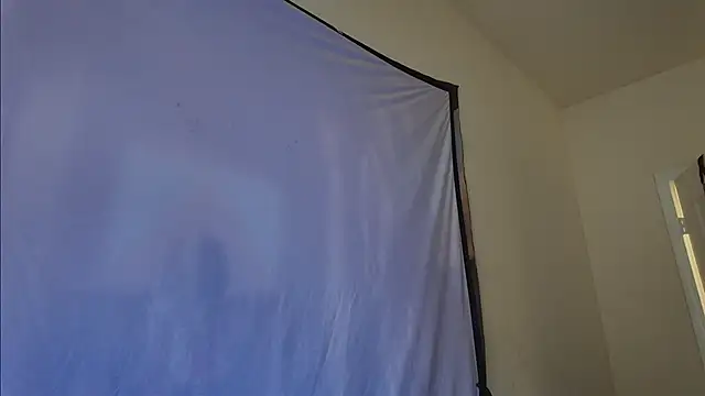 Triggerhappycj100's Live XXX Chat