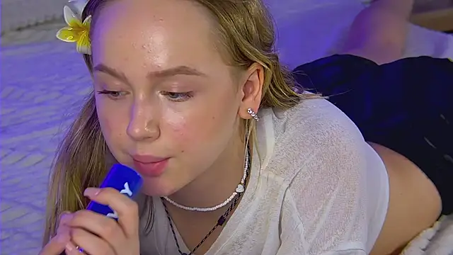 Živý XXX chat Emi_Sterling