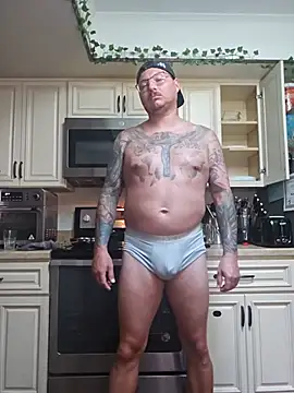 MrBiggBallz XXX чат на живо