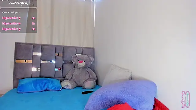 Chat +18 de iriss_25 ao vivo