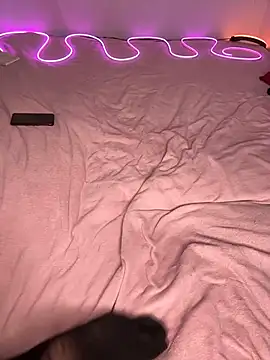 Chatroom XXX en direct de Mizztikaa