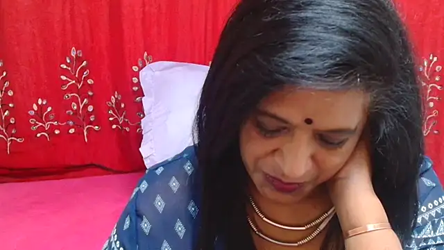 INDIANFUSION Live XXX Chat