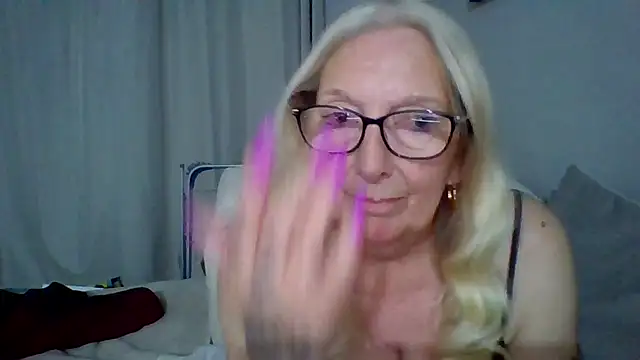 Chat +18 de Chanel-56 ao vivo