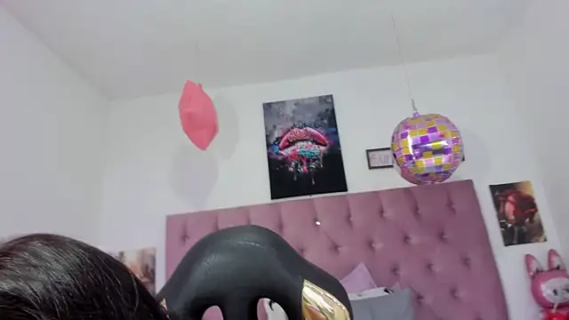 Lux_wish live XXX chat