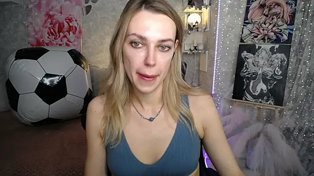 Chat XXX ao vivo de NickyAdamidi