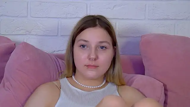 צ'אט XXX בשידור חי של TinnaBurton