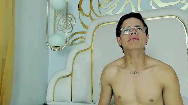Živý XXX chat midnightlust_vc