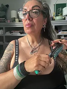 Chat XXX en directo de dieseldame1313