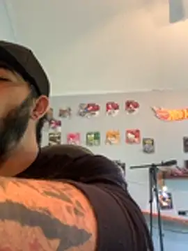 PRBoricua787's Live XXX Chat