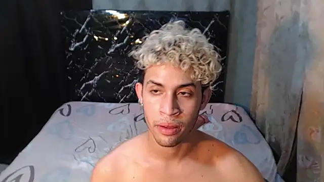 Wild_Squad's Live XXX Chat