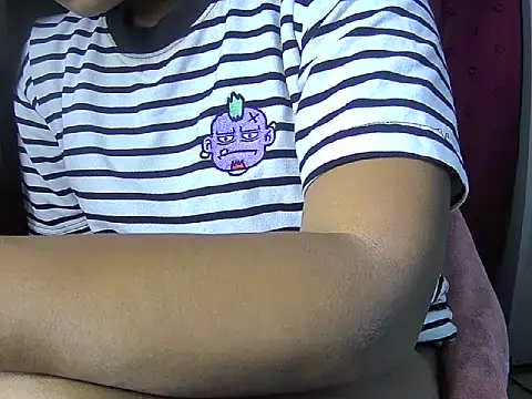 Chat +18 de Aalexandrea ao vivo