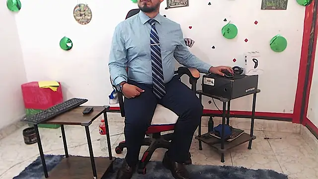 KalethBigDick: απευθείας συνομιλία ΧΧΧ
