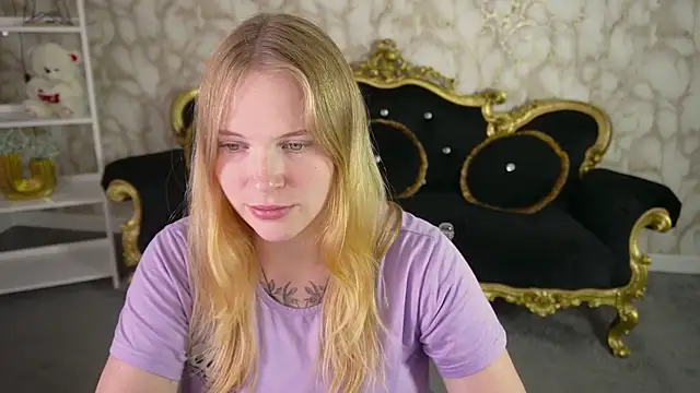 NikkyReyyyn Live XXX chat