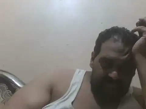 elpoop7305 webcam show