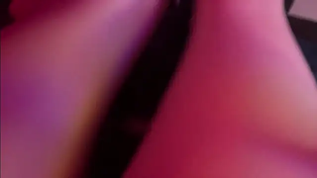 HolyCute's Live XXX Chat