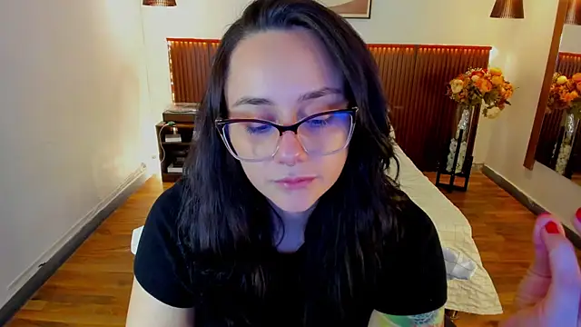 Chatroom XXX en direct de KatherineBond