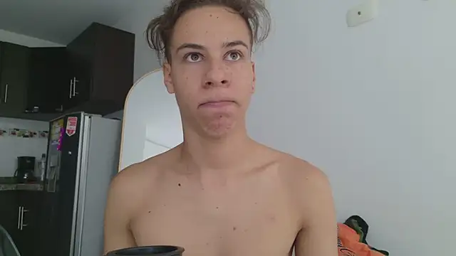 grey___27: απευθείας συνομιλία ΧΧΧ