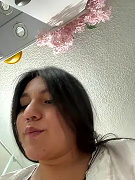 Онлайн чат XXX Emily_Gomezz